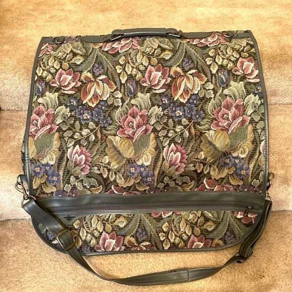 Vintage Paisley Tapestry Garment Bag - Picture 2 of 5